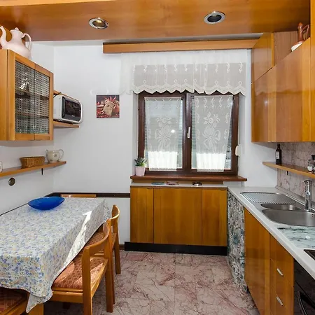 Vialli Διαμέρισμα