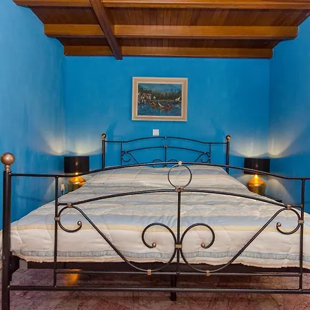 Vialli Διαμέρισμα *