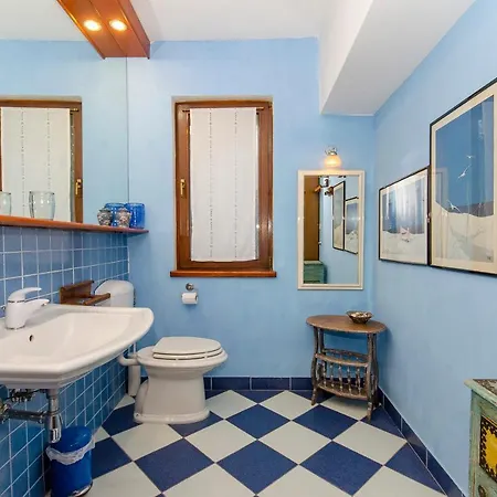 Vialli Διαμέρισμα