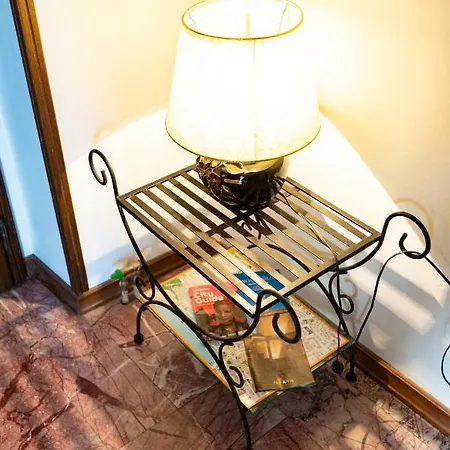 Vialli Διαμέρισμα *